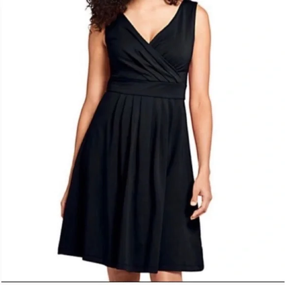 green emerald velvet dress Lands' End Women's Starfish 3/4 Sleeve Dress X-Small Black at Amazon  Women's Clothing store